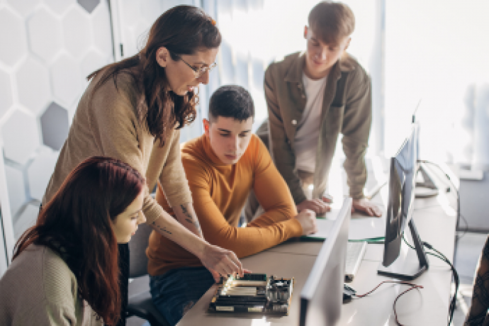 Bando a favore delle imprese/soggetti REA per la realizzazione di Percorsi per le Competenze Trasversali e per l’Orientamento (PCTO) ed altre iniziative correlate